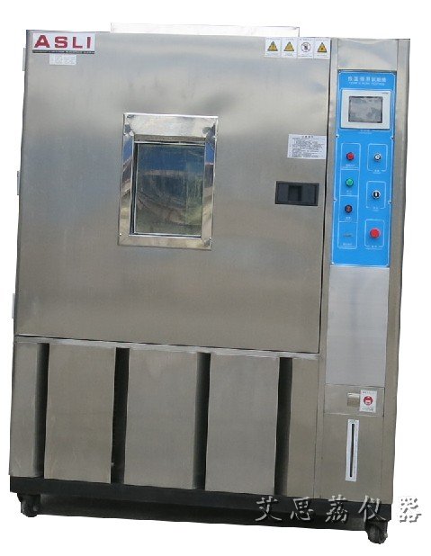 <b>福建恒温恒湿试验机操作时注意事项</b>